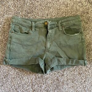 Universal Thread Green Shorts Size 12